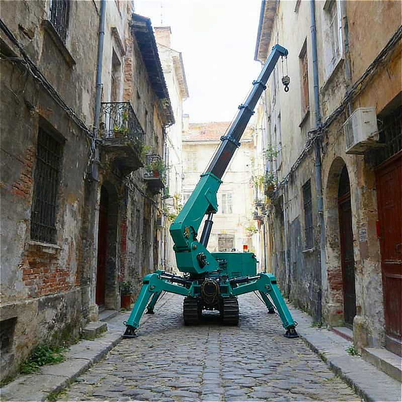 Compact Spider Crane Mini Craw - огляд і ціна Compact Crawler Boom Lift